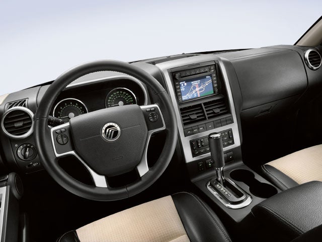 2010 Mercury Mountaineer AWD 4dr