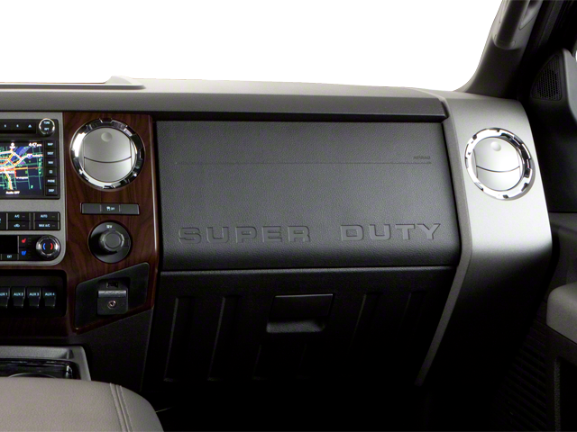 2011 Ford Super Duty F-250 SRW Lariat 4WD Crew Cab 156