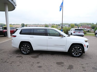 2022 Jeep Grand Cherokee L Overland