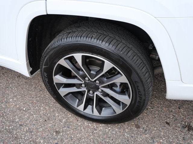2022 Jeep Grand Cherokee L Overland