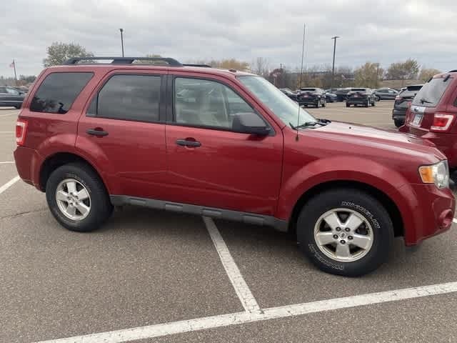 Used 2010 Ford Escape XLT with VIN 1FMCU9D78AKC04494 for sale in Plymouth, Minnesota