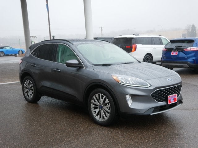 2022 Ford Escape Titanium Hybrid