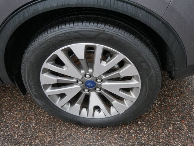 2022 Ford Escape Titanium Hybrid