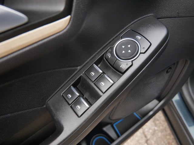 2022 Ford Escape Titanium Hybrid