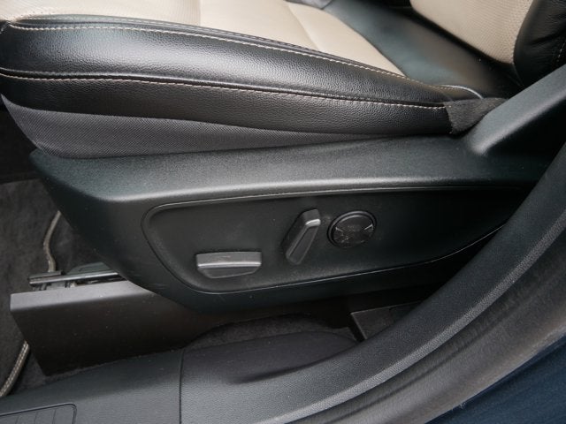 2022 Ford Escape Titanium Hybrid