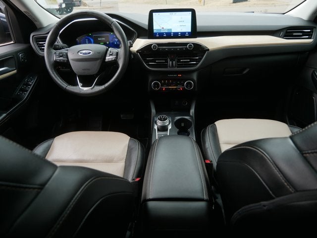 2022 Ford Escape Titanium Hybrid