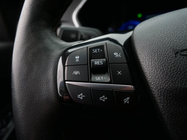 2022 Ford Escape Titanium Hybrid