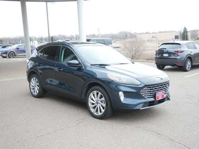 2022 Ford Escape Titanium Hybrid