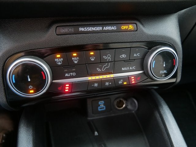 2022 Ford Escape Titanium Hybrid