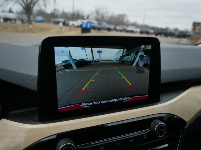 2022 Ford Escape Titanium Hybrid