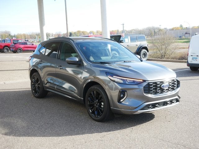 2023 Ford Escape ST-Line Elite