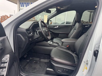 2026 Ford Escape ST-Line Elite