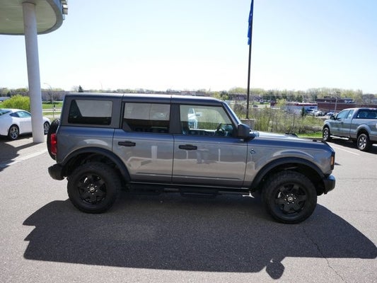 2022 Ford Bronco Black Diamond in plymouth, MN - Superior Ford