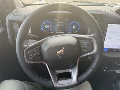 2025 Ford Bronco Outer Banks®