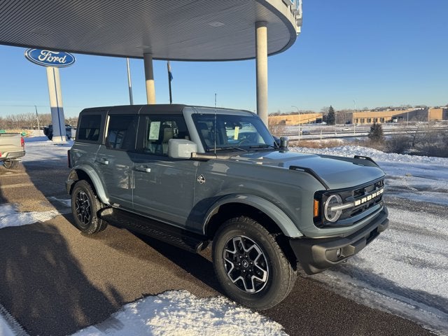 2025 Ford Bronco Outer Banks®