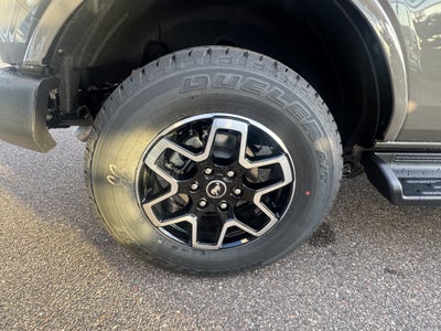 2026 Ford Bronco Outer Banks®
