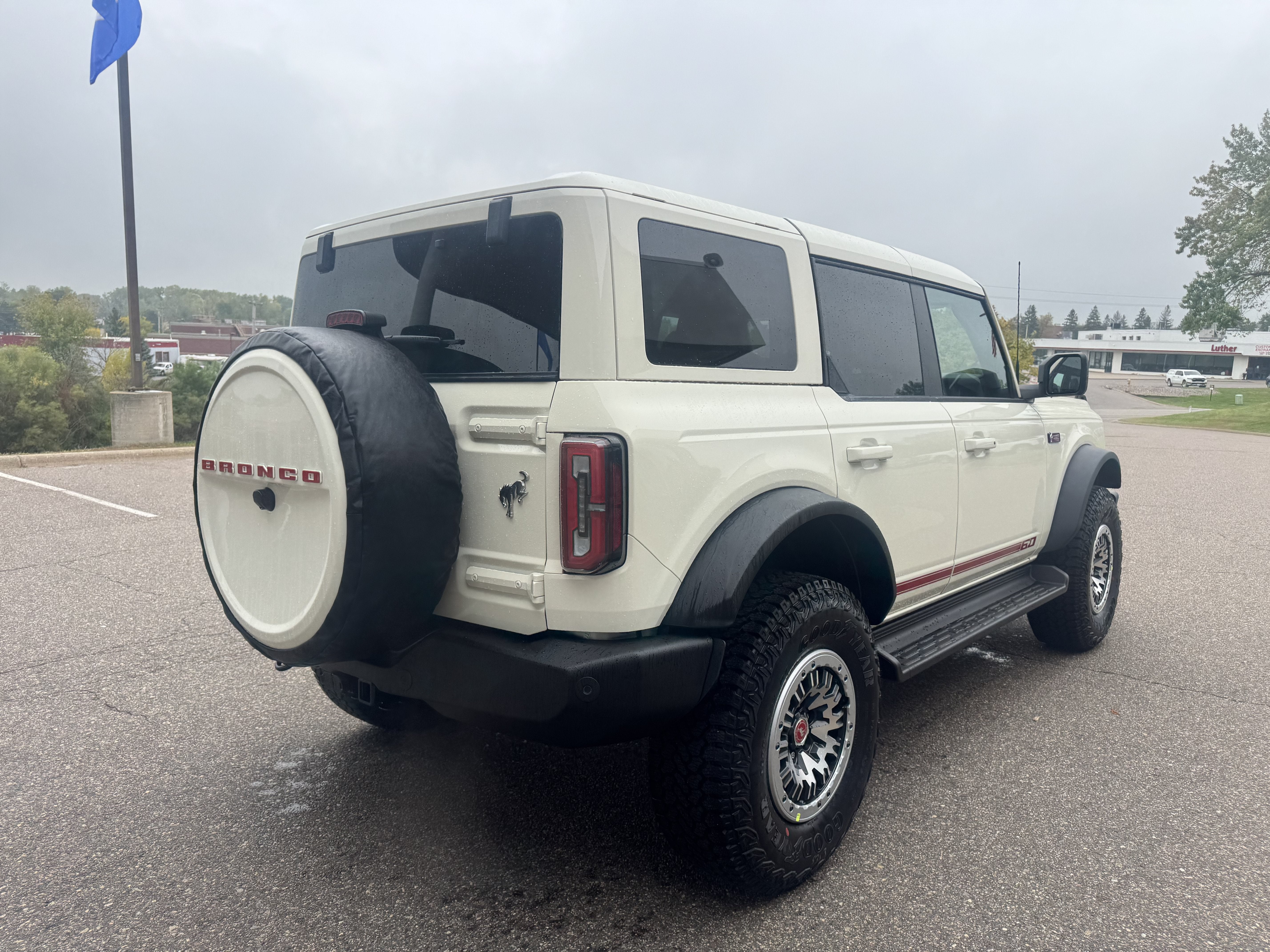 2026 Ford Bronco Outer Banks®