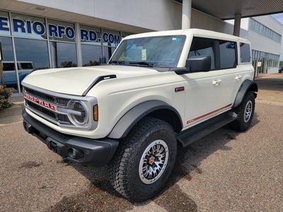 2026 Ford Bronco Outer Banks®