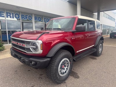 2026 Ford Bronco Outer Banks®