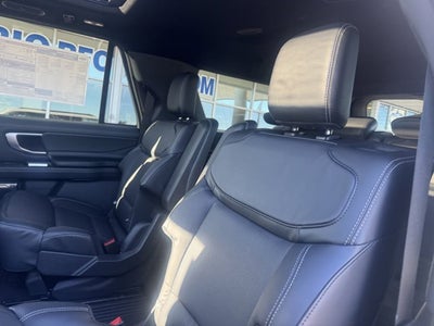 2026 Ford Expedition MAX Platinum®