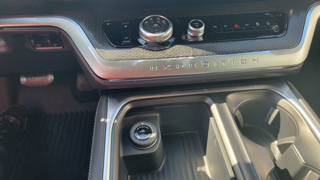 2026 Ford Expedition MAX Platinum®