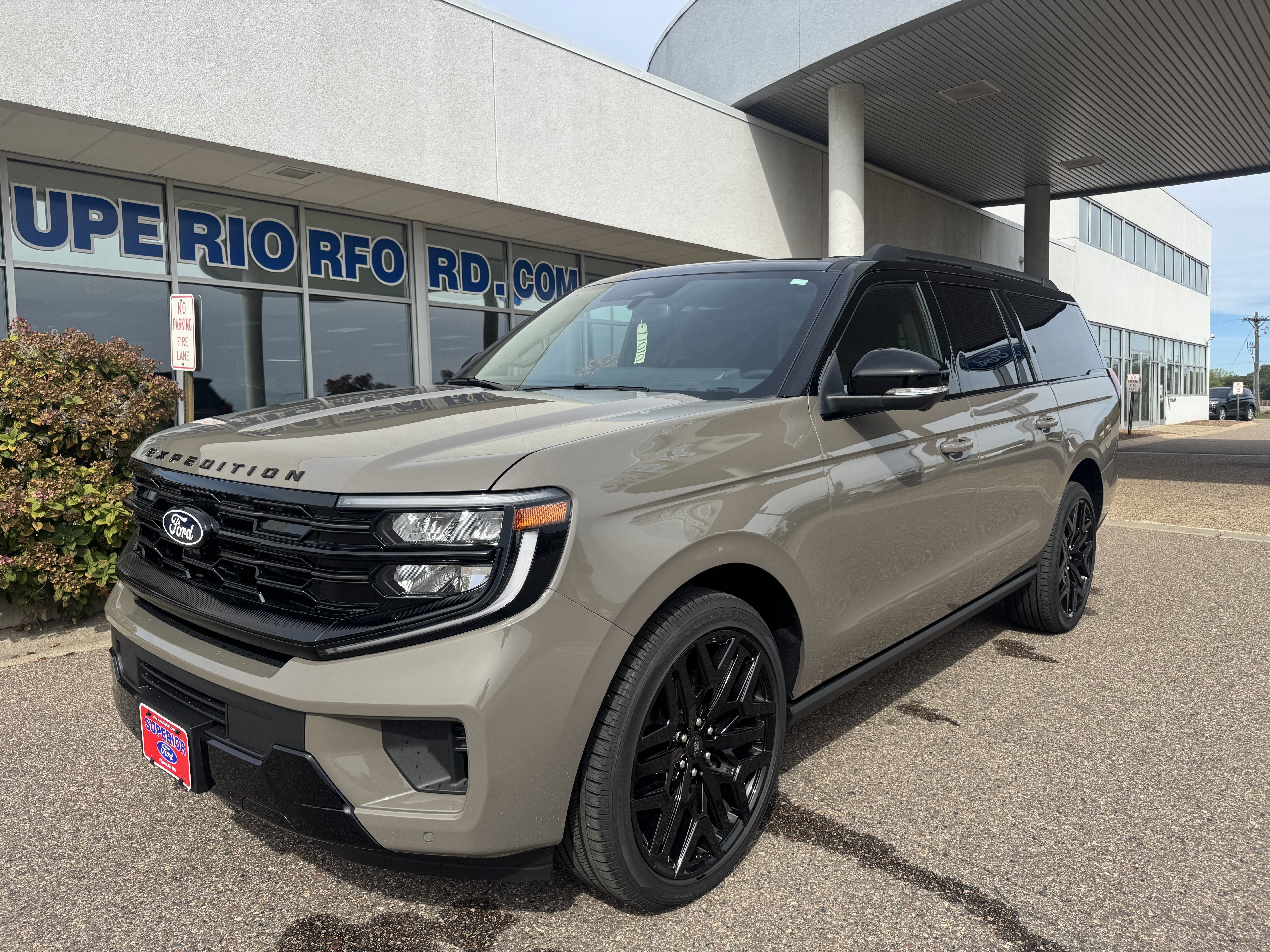 2027 Ford Expedition MAX Platinum