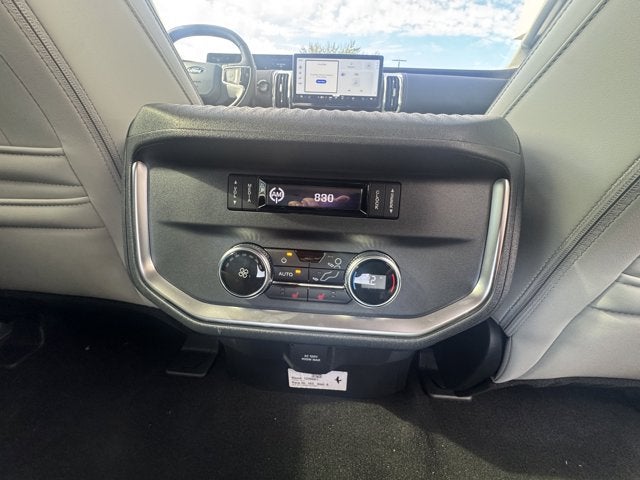 2025 Ford Expedition Platinum®