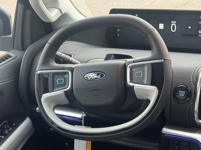 2025 Ford Expedition Platinum®