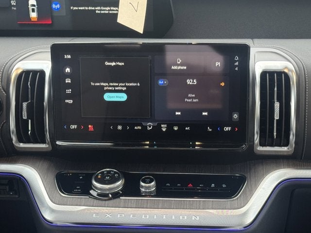 2025 Ford Expedition Platinum®