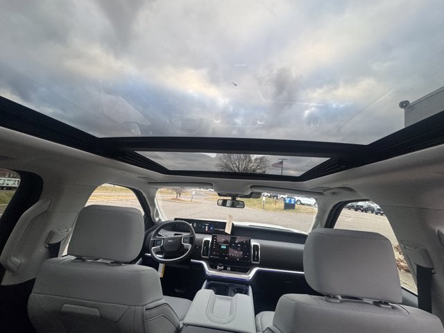 2025 Ford Expedition Platinum®