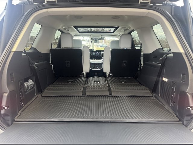 2025 Ford Expedition Platinum®