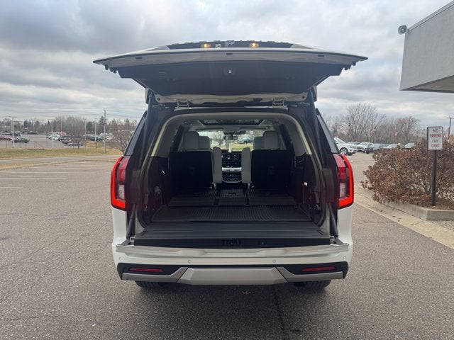 2025 Ford Expedition Platinum®