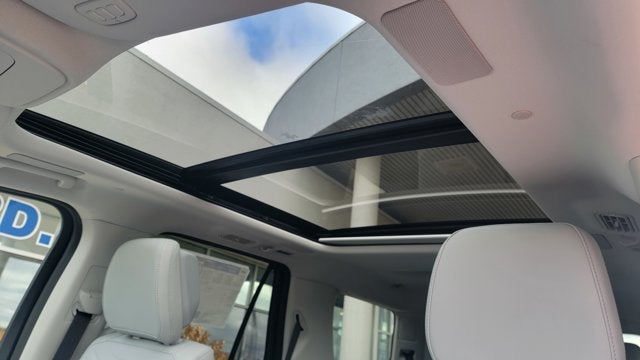 2026 Ford Expedition Platinum®