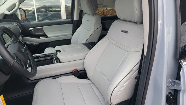 2026 Ford Expedition Platinum®