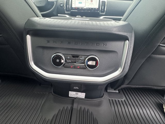 2026 Ford Expedition Platinum®