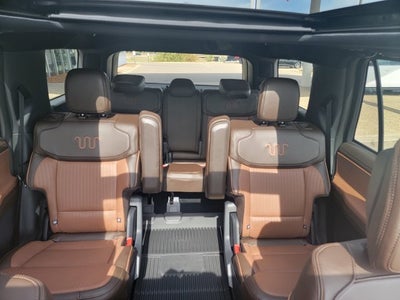 2027 Ford Expedition King Ranch®