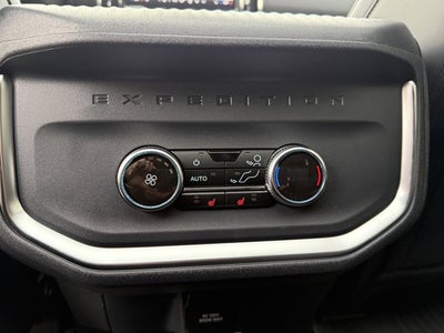 2025 Ford Expedition TREMOR®