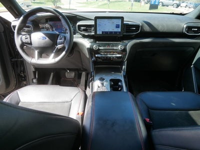 2024 Ford Explorer ST-Line