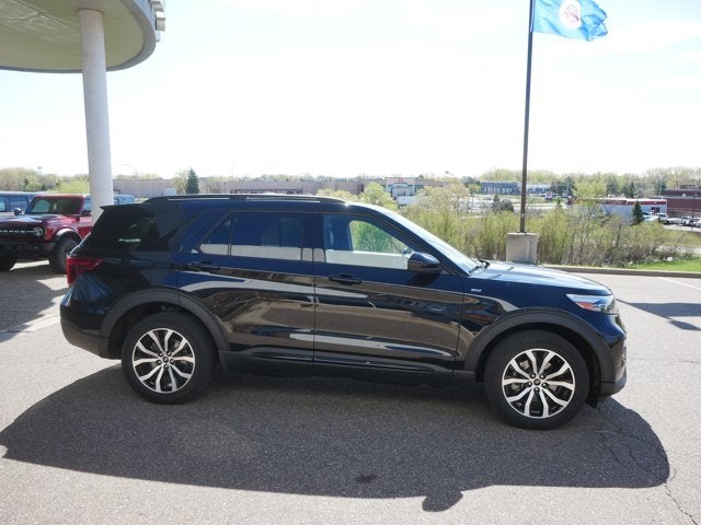 2024 Ford Explorer ST-Line