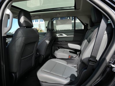 2026 Ford Explorer Active w/100A Pkg