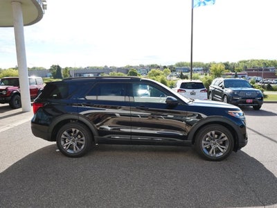 2026 Ford Explorer Active w/100A Pkg