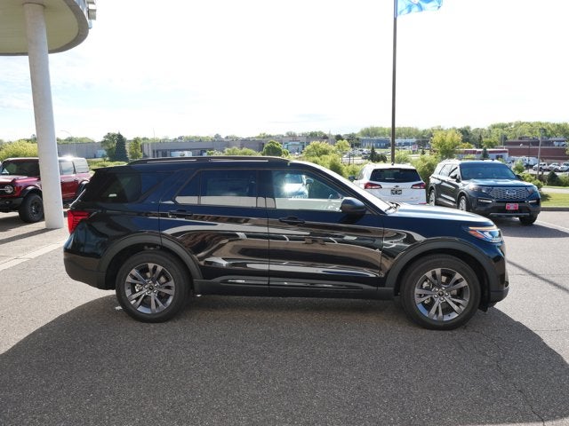 2026 Ford Explorer Active w/100A Pkg