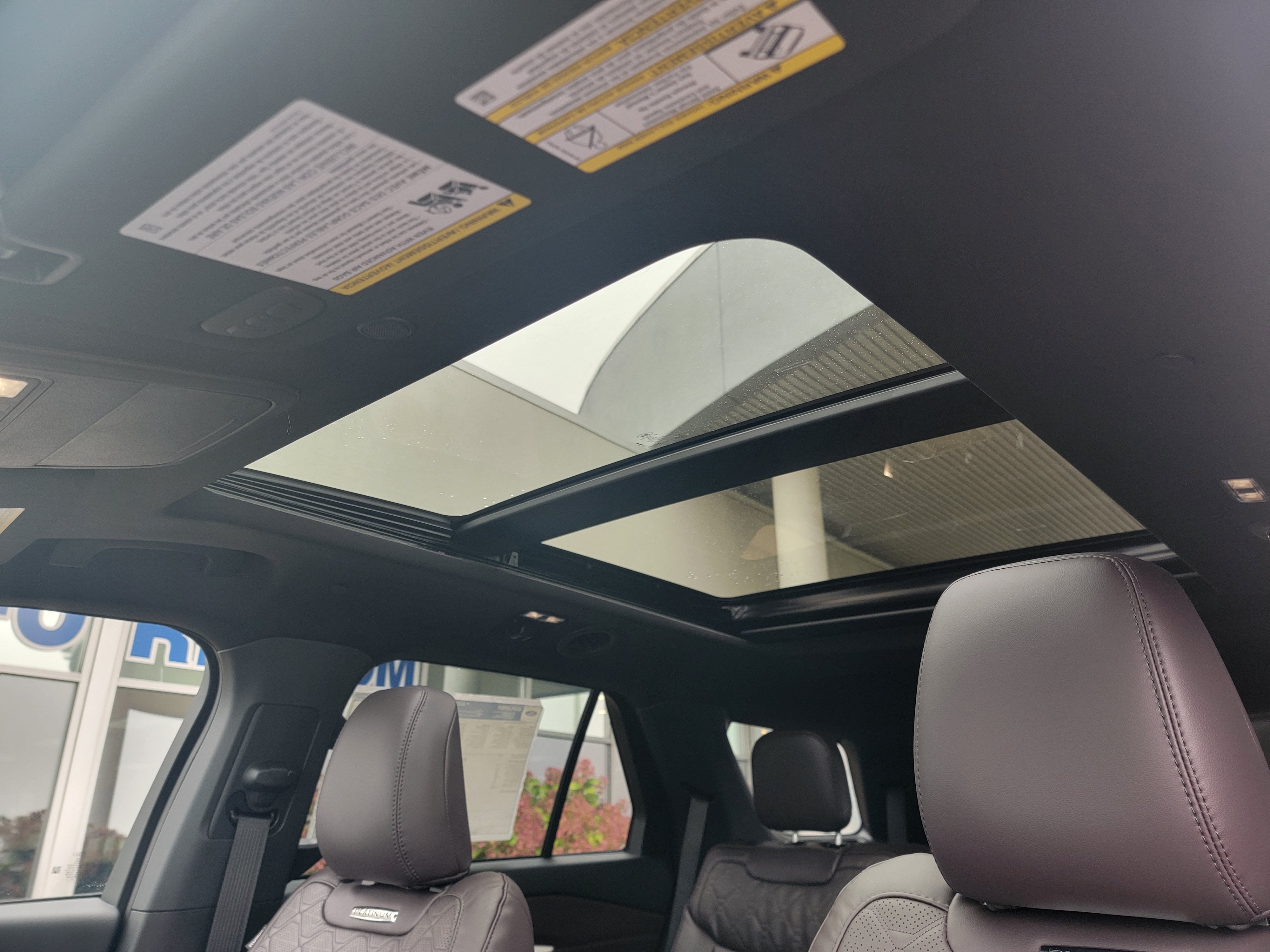 2027 Ford Explorer Platinum™