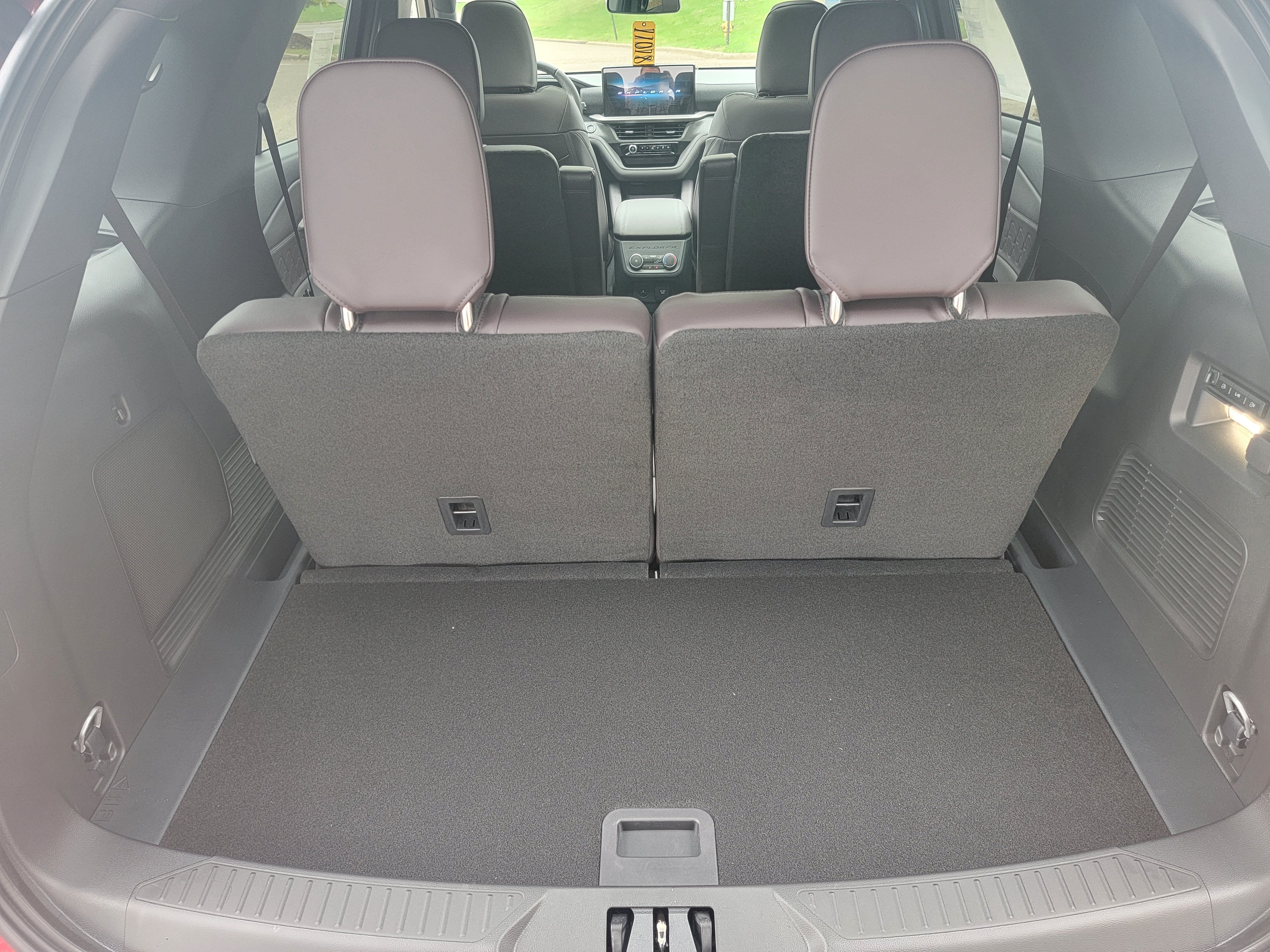 2027 Ford Explorer Platinum™