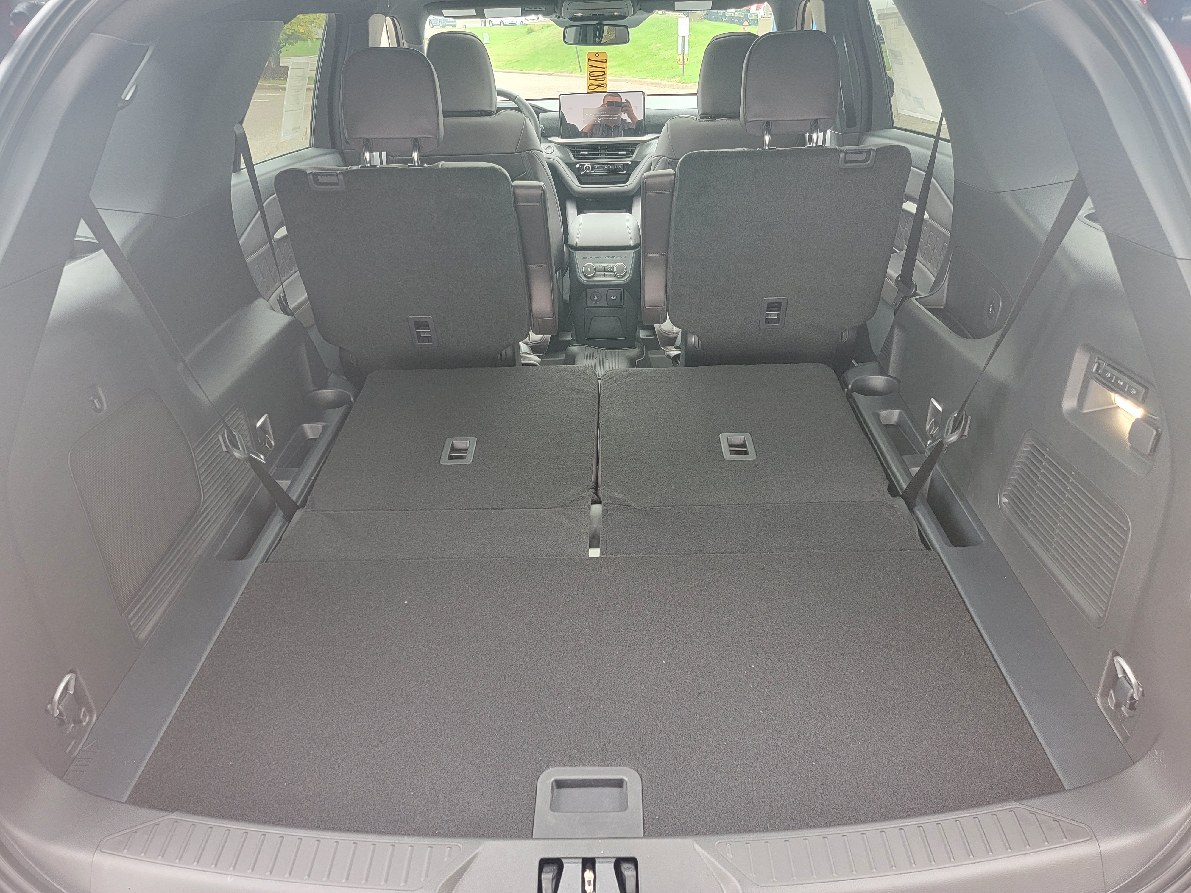 2027 Ford Explorer Platinum™