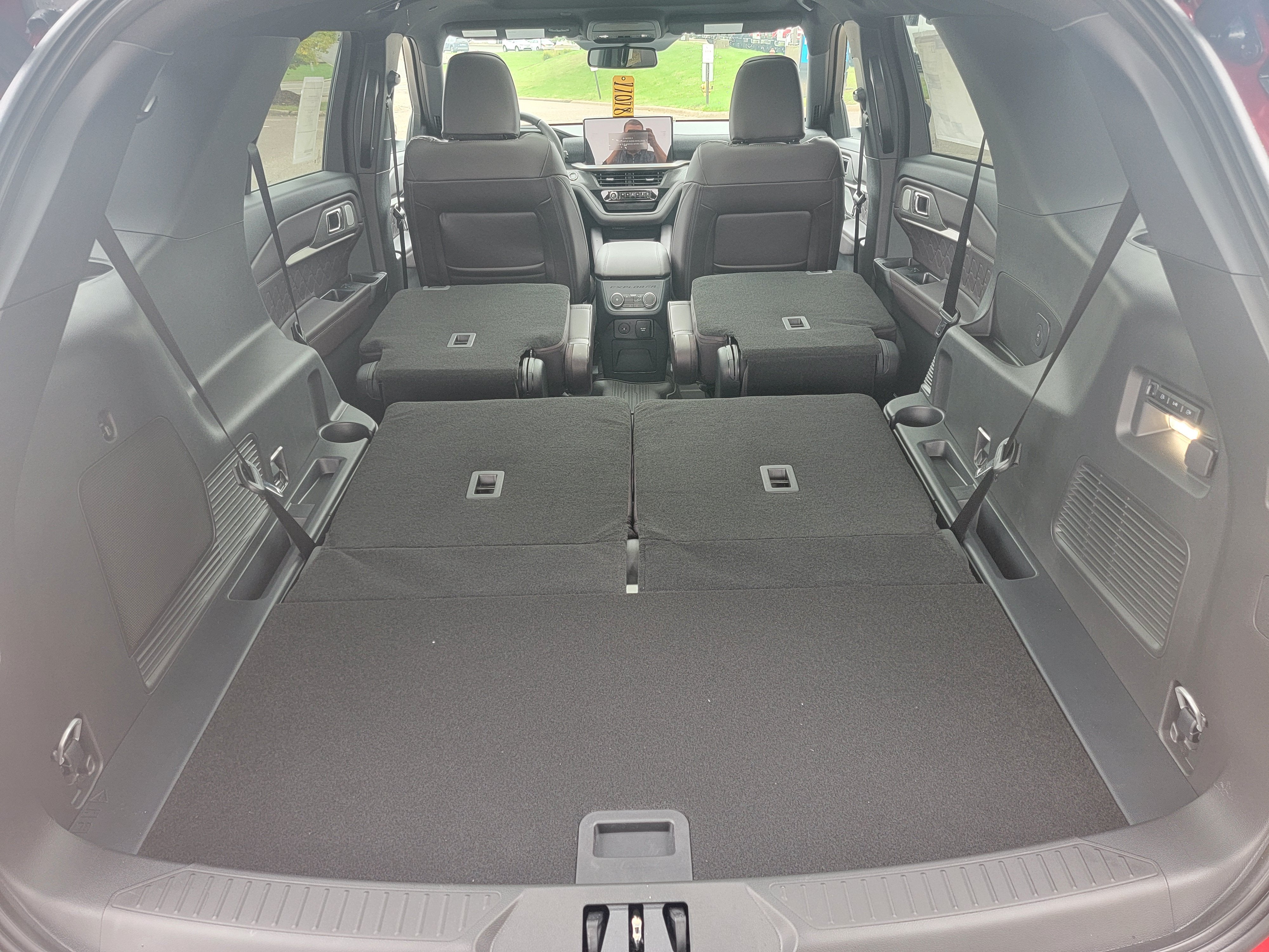2027 Ford Explorer Platinum™