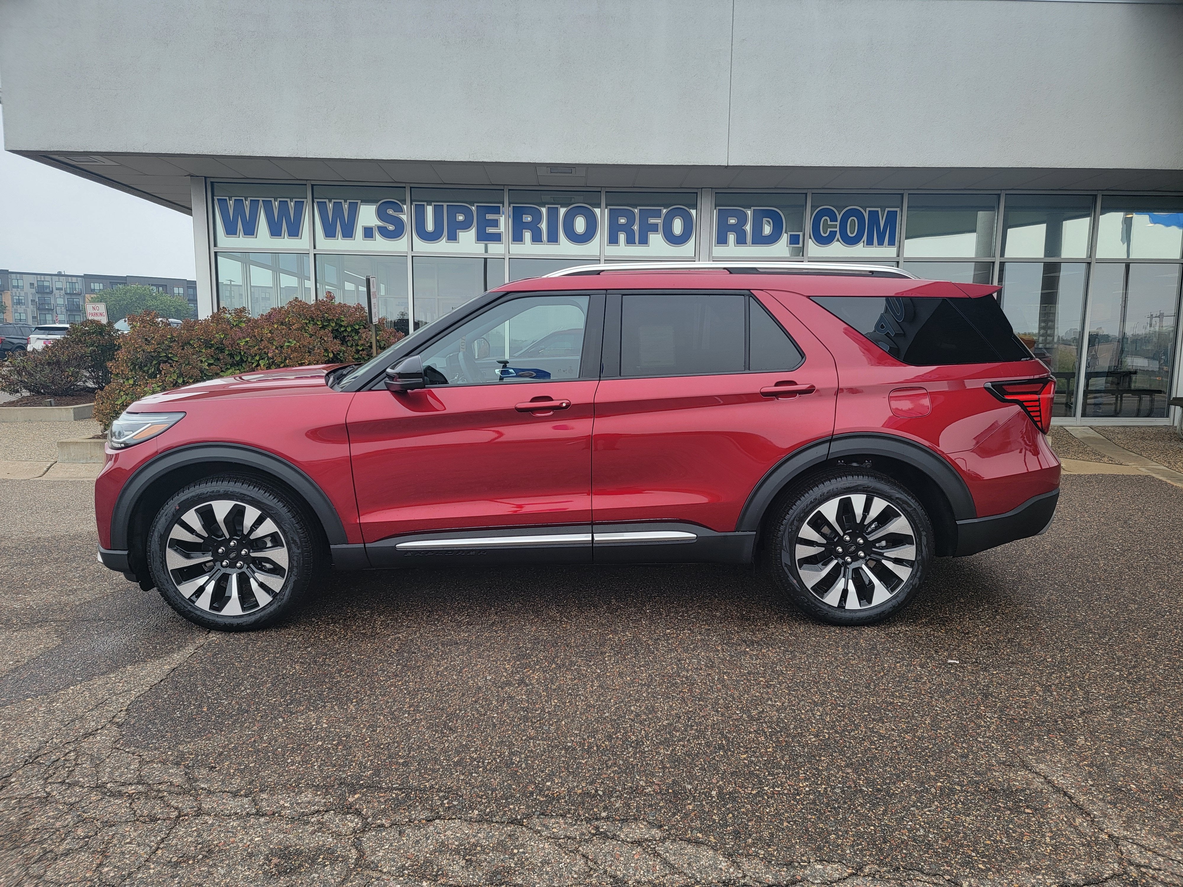 2027 Ford Explorer Platinum™