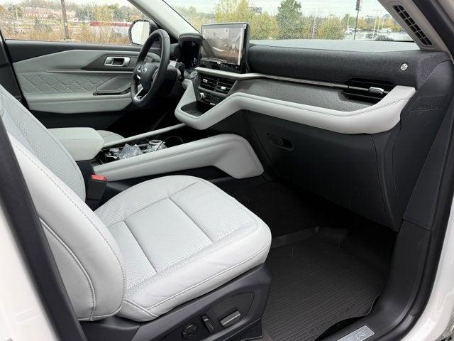 2026 Ford Explorer Platinum™