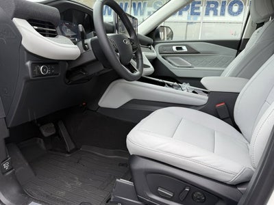 2026 Ford Explorer Platinum™