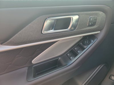 2027 Ford Explorer Platinum™